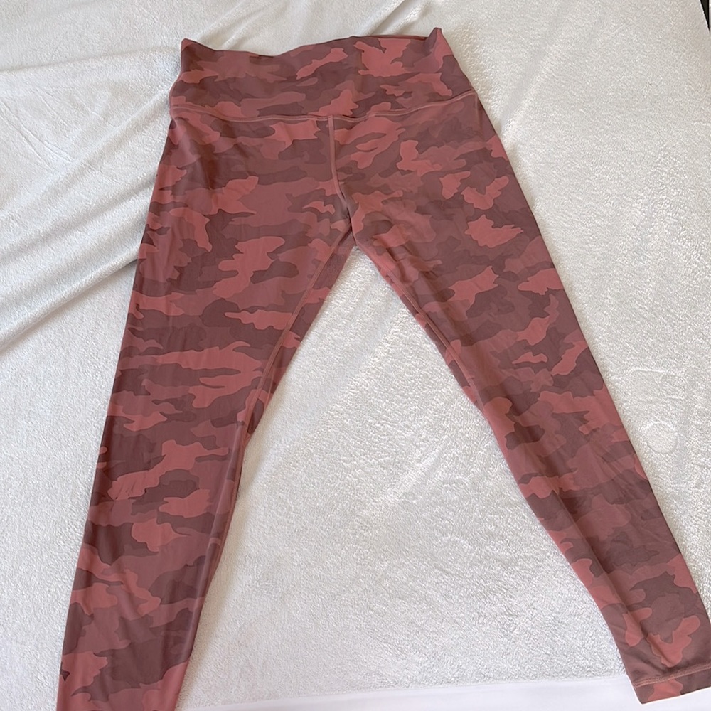 Dusty Rose camp lulu leggings - used condition